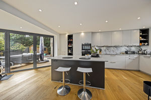 Kitchen- click for photo gallery